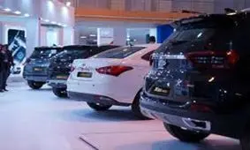 سقوط آزاد قیمت برخی خودروهای خارجی  در بازار  /  سورنتو ۱۰۰ میلیون ارزان شد