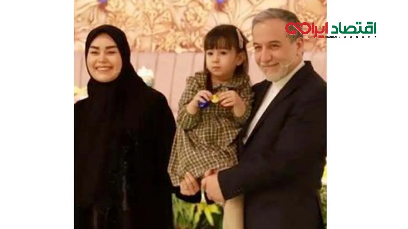 عباس عراقچی وزیر امور خارجه  باز هم پدر شد + فیلم و عکس