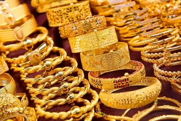چشم‌انداز آینده بازار طلا /  سایه دلار بر سر طلا
