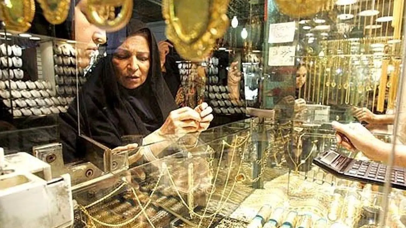 سرمایه گذاران طلا در انتظار تغییر قیمت ها !