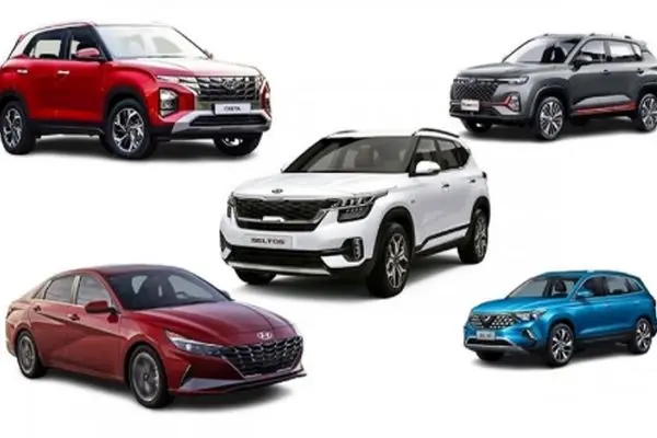 قیمت خودروهای خارجی امروز 1 مرداد 1404/ کاهش چشمگیر قیمت‌ها!