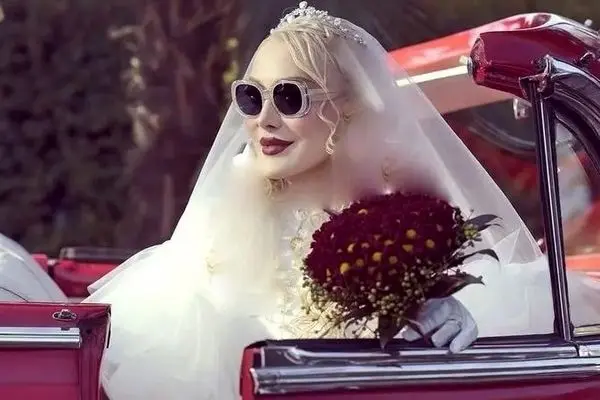 ماشین های عروس لاکچری بازیگران؛ از BMW بهاره رهنما تا مرسدس بنز گلزار!