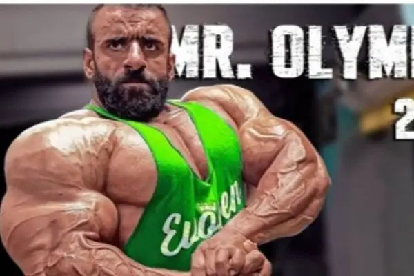 لندکروز لوکس هادی چوپان؛ ماشینی که آرزوها را بیدار می‌کند + فیلم