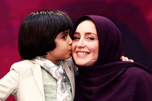نگاهی به خانه مجلل رایان سرلک؛ شیک‌ترین چیدمان با مبلمان خاص و پرده‌های دل‌نشین