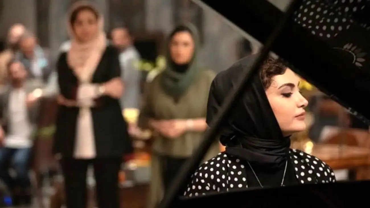 چشم های این خانم بازیگر ایرانی سگ دارد / الناز ملک در صدر زیباترین زنان سینما !