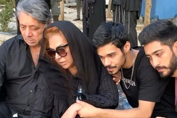 تصویری دلخراش از نسرین مقانلو در اولین سالگرد فوت پسرش ارشیا