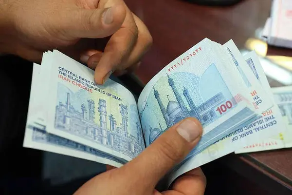 پرداخت پاداش به هیات مدیره بانک‌های دولتی ممنوع !