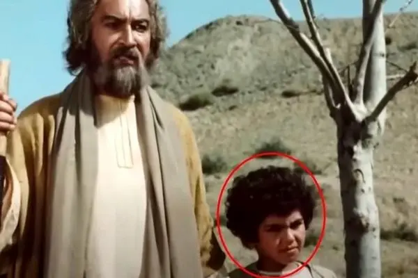 چهره جنجالی بنیامین سریال یوسف پیامبر با گوشواره و ساعت لوکس! + عکس