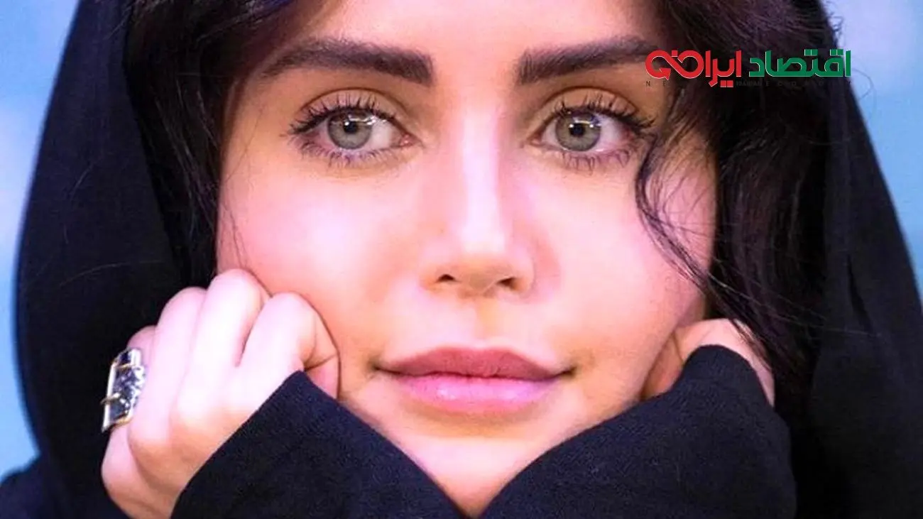 استایل جذاب الناز شاکردوست در استادیوم فوتبال؛ حمایت جنجالی از تیم محبوبش!