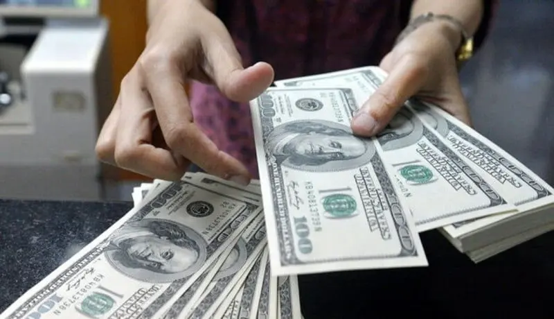 یک بام و دو هوا دلار / بازار تثیبت شده یا اتفاقی در شرف وقوع است؟