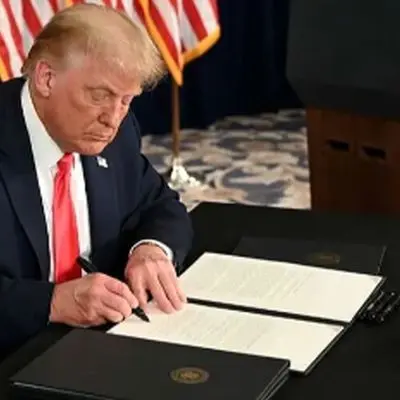 ترامپ به جان دوست نزدیک ایران افتاد!