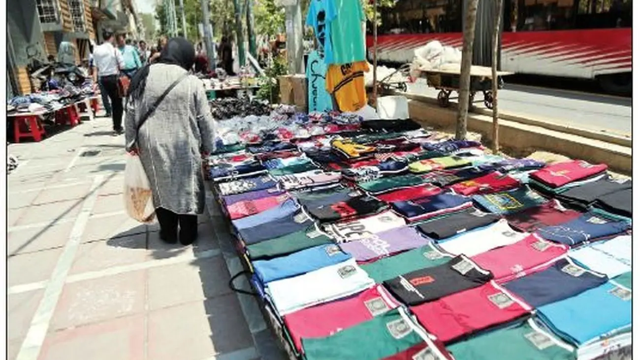 دستفروشان کمر صنعت پوشاک را شکستند / وقتی نظارت دچار غفلت می شود