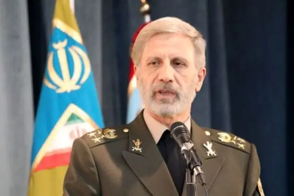 سرلشکر حاتمی: راهی جز قدرت و اقتدار نداریم