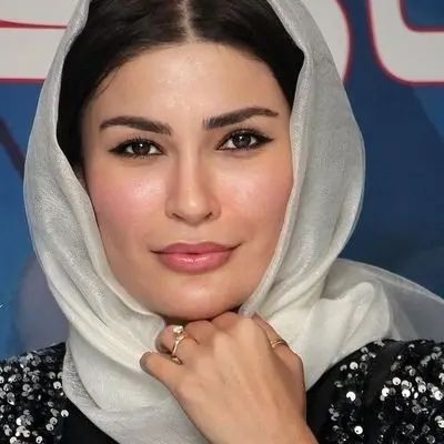 پیام تبریک تولد به سبک شیوا طاهری؛ عشق، احساس و جذابیت!