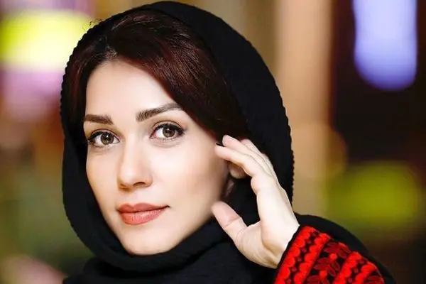مانتوی خاص شهرزاد کمال زاده: ترکیبی از هنر و اصالت ایرانی + عکس