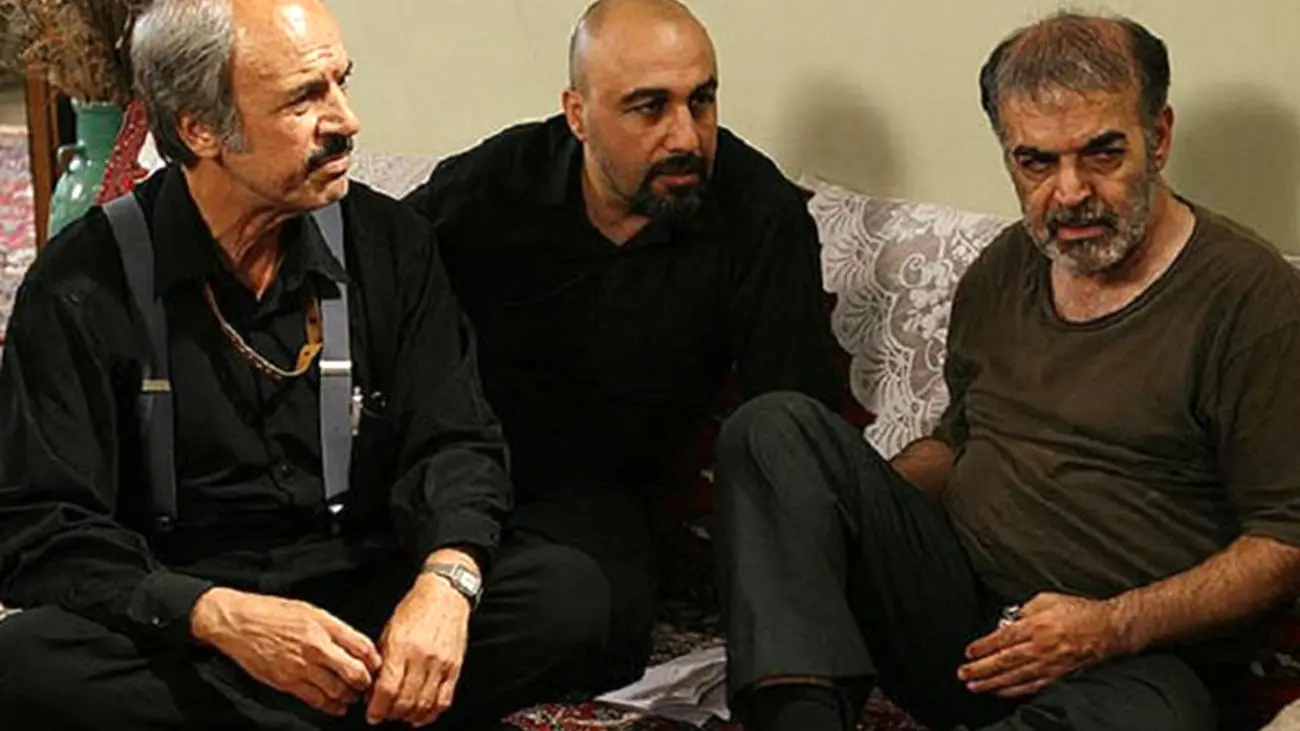 استایل خاص و جذاب رضا عطاران در سریال متهم گریخت / مُد روز شد !