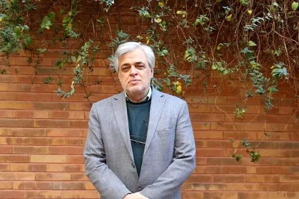 مهاجری: جریان مخالف پزشکیان فضا را برای بروز عصبانیت مناسب دیده است