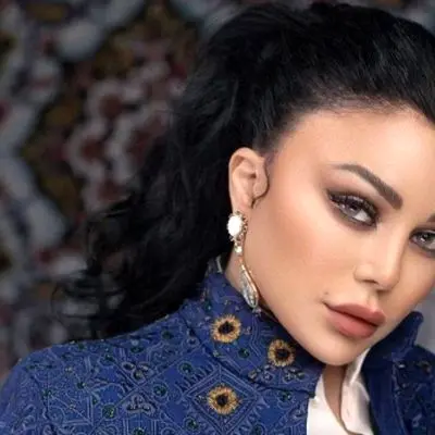 خواننده معروف در 49 سالگی ازدواج کرد!
