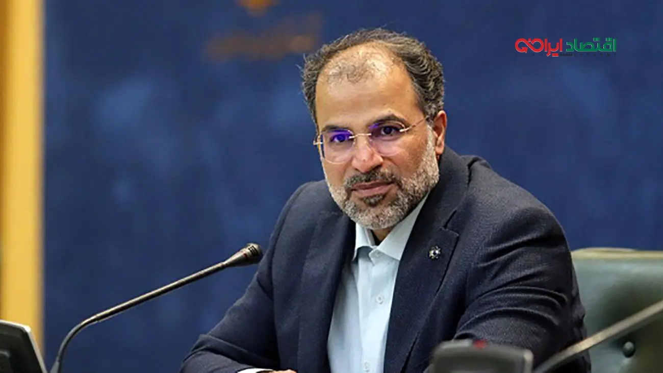 جمعا ۳۶۰ میلیارد دینار ارز اربعین به حدود ۲ میلیون متقاضی فروخته شد/ زمان بازخرید مازاد ارز فروخته شده از زائران تا روز پنجشنبه ۳۰ مرداد