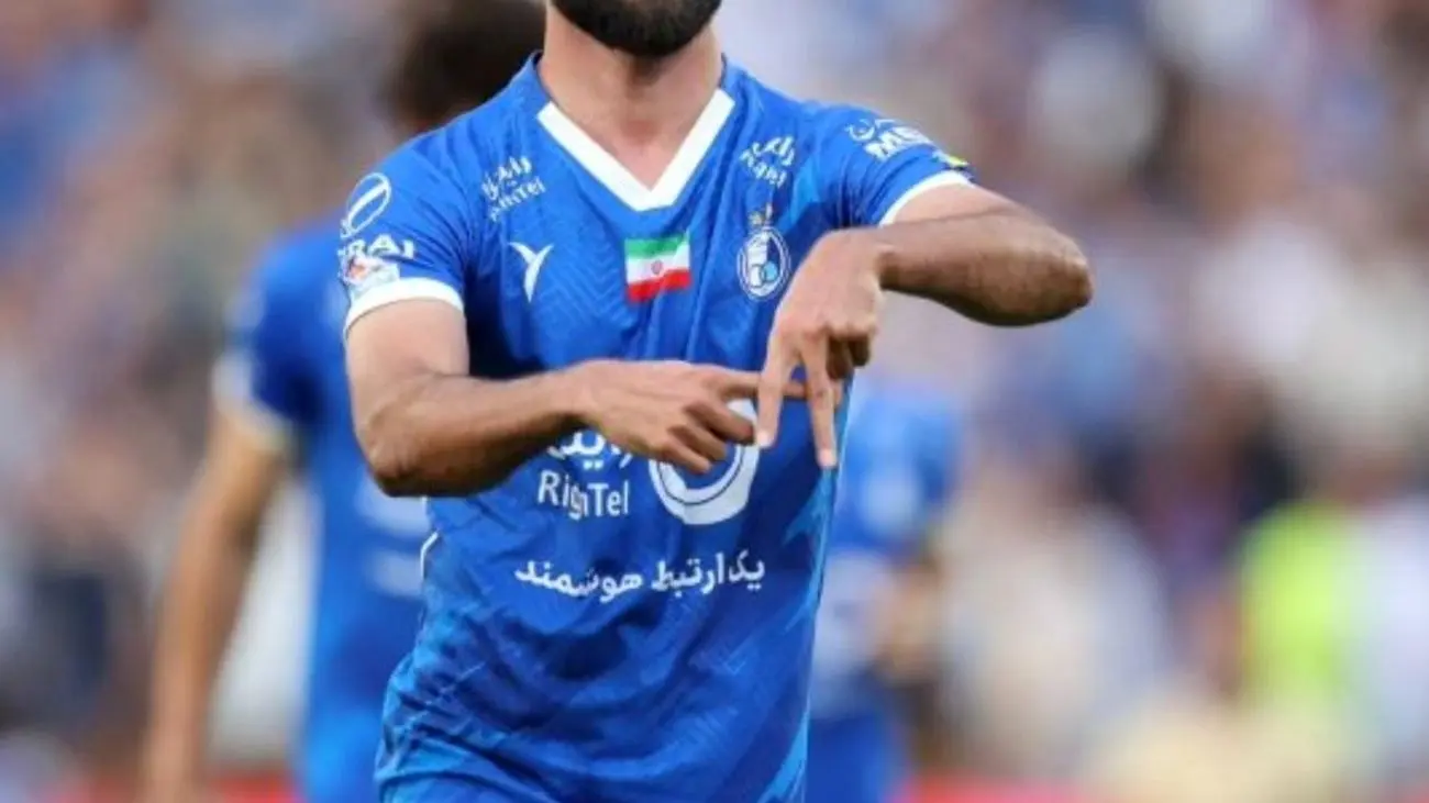 مهرداد محمدی به پرسپولیسیها پیغام داد / استقلالیها از جواب او شوکه شدند