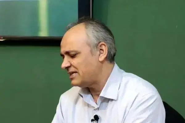 زیدآبادی: مارتیک جان! برگرد، ایران خانه شماست، غربت را رها کنید