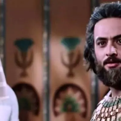 یوزارسیف در فرودگاه الجزایر: استقبال تاریخی از ستاره سریال یوسف پیامبر!