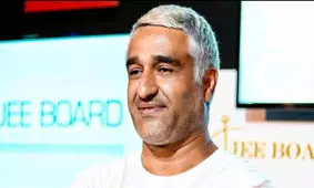 اولین عکس پژمان جمشیدی با تازه عروسش 