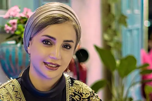 فیلم زیباترین جشن تولد شبنم قلی‌خانی در 47 سالگی + بیوگرافی خانم بازیگر