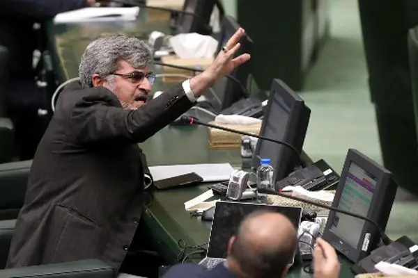 درگیری لفظی در صحن علنی؛ جدال نماینده تندرو با قالیباف بر سر بودجه مجلس