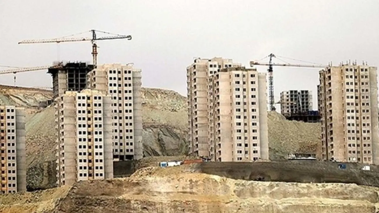 مسکن کارگری به کجا رسید؟