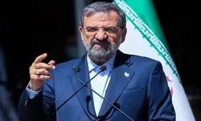 رضایی: اختیارات رهبر معظم انقلاب به سران قوا می‌تواند کشور را ۲۰ سال جلو ببرد