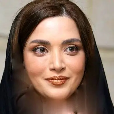 شوک تیپ و استایل هنرمندان در مراسم گرامیداشت گلاب آدینه؛ از بهنوش طباطبایی تا مازیار لرستانی!