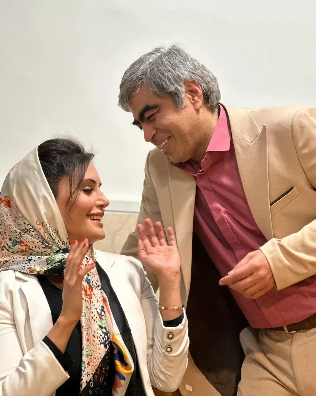 (تصاویر) تیپ دهه شصتی الناز شاکردوست و سروش صحت در کنار هم