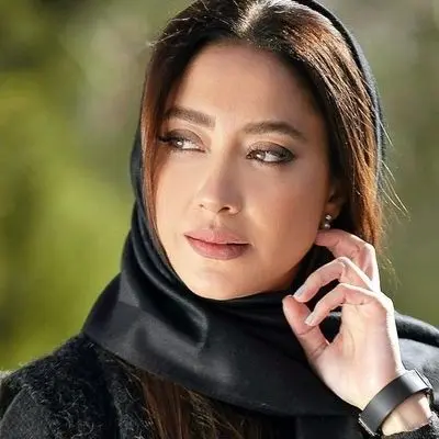 زیبایی استایل مونوکروم بهاره کیان افشار در اکران گربه سیاه