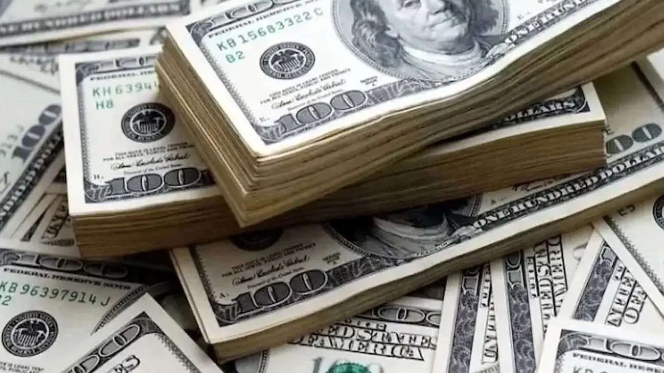 قیمت دلار امروز دوشنبه ۲۸ اسفند ۱۴۰۲ / یورو و درهم در مرکز مبادله چند ؟