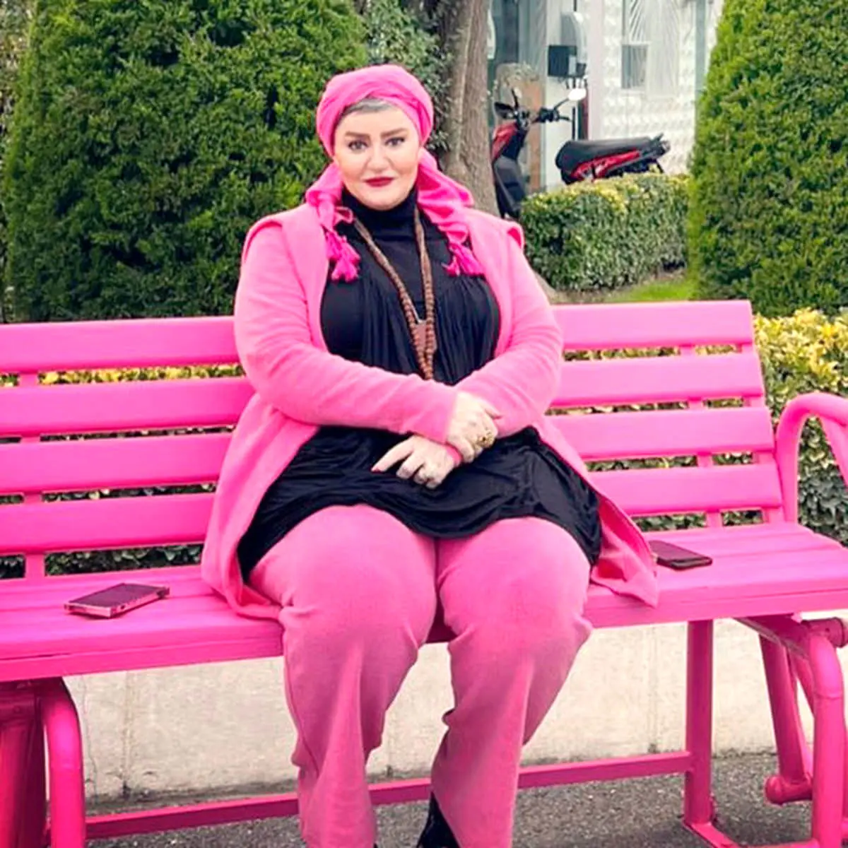 قلاب نعیمه نظام دوست این بار سراغ آقا محسن رفت ! / هر روز عاشق و شیفته یک مرد !