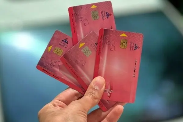 هجوم مردم به مراکز پلیس ۱۰+ برای کارت سوخت