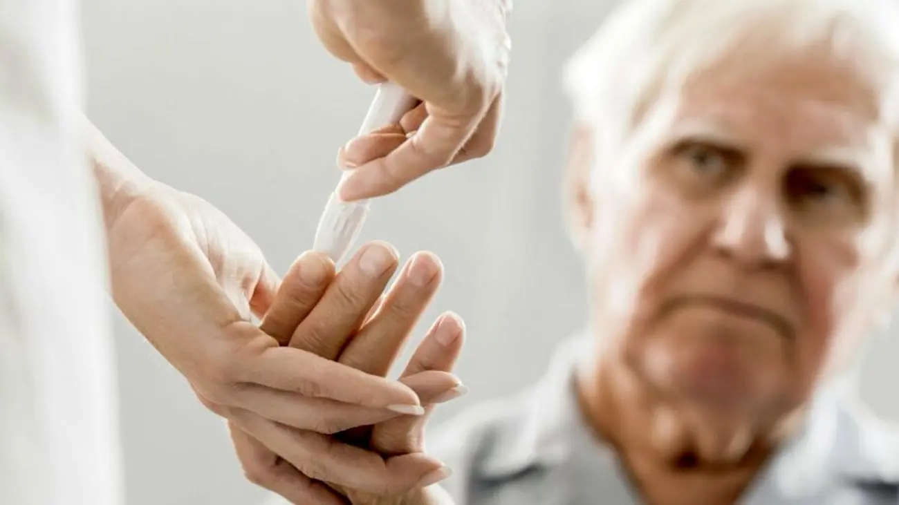 ابتلا به پیشدیابت در سنین پایین، ریسک زوال عقل در سنین بالا را افزایش میدهد