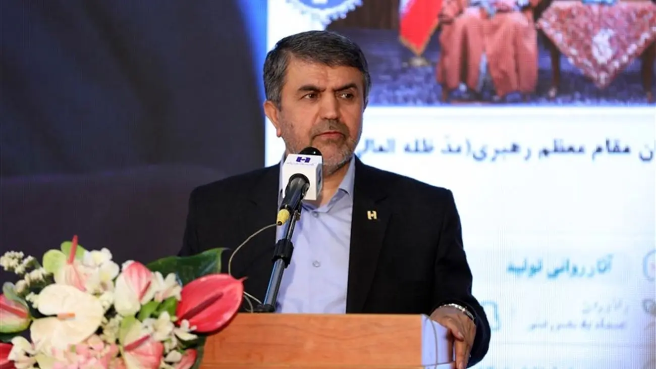 بانک صادرات ایران بر محور رعایت قانون و مقررات، «در خدمت مردم» است