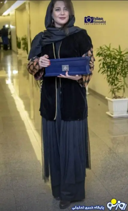طناز طباطبایی