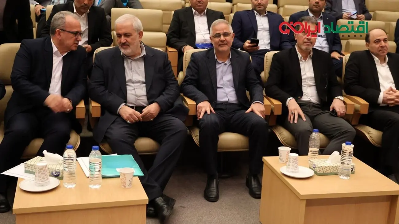 گردهمایی توانمندی‌های صادراتی شرکت‌های دانش‌بنیان و فعالان صنعت آب‌وبرق آغاز به کار کرد 