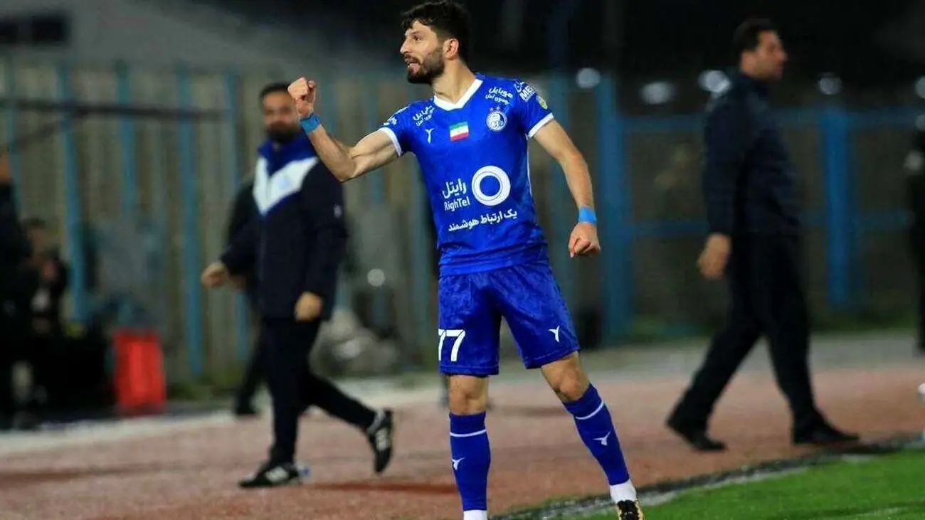 یک هوادار هنرمند جلال الدین ماشاریپوف را شوکه کرد + عکس
