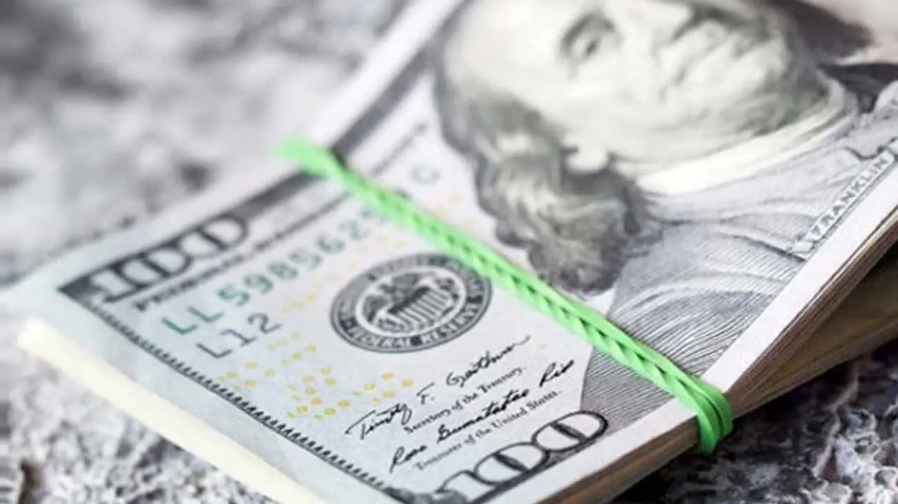 چه بر سر دلار میآید؟/صعود یا سقوط؟