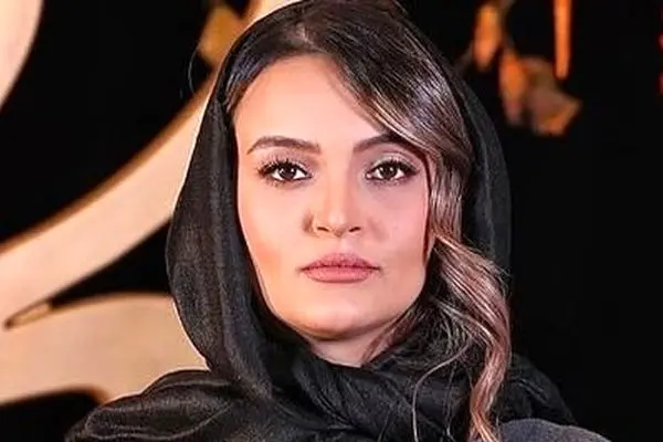 تیپ پاییزی بازیگران آوای باران؛ استایل شیک و اصیل ایرانی از سیاوش خیرابی تا آزاده زارعی