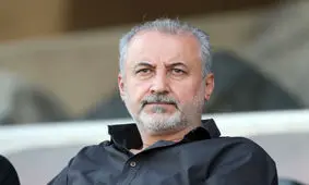 مدیر عامل پرسپولیس ، استقلالی از آب درآمد؟ / پته درویش روی آب ریخت ؟