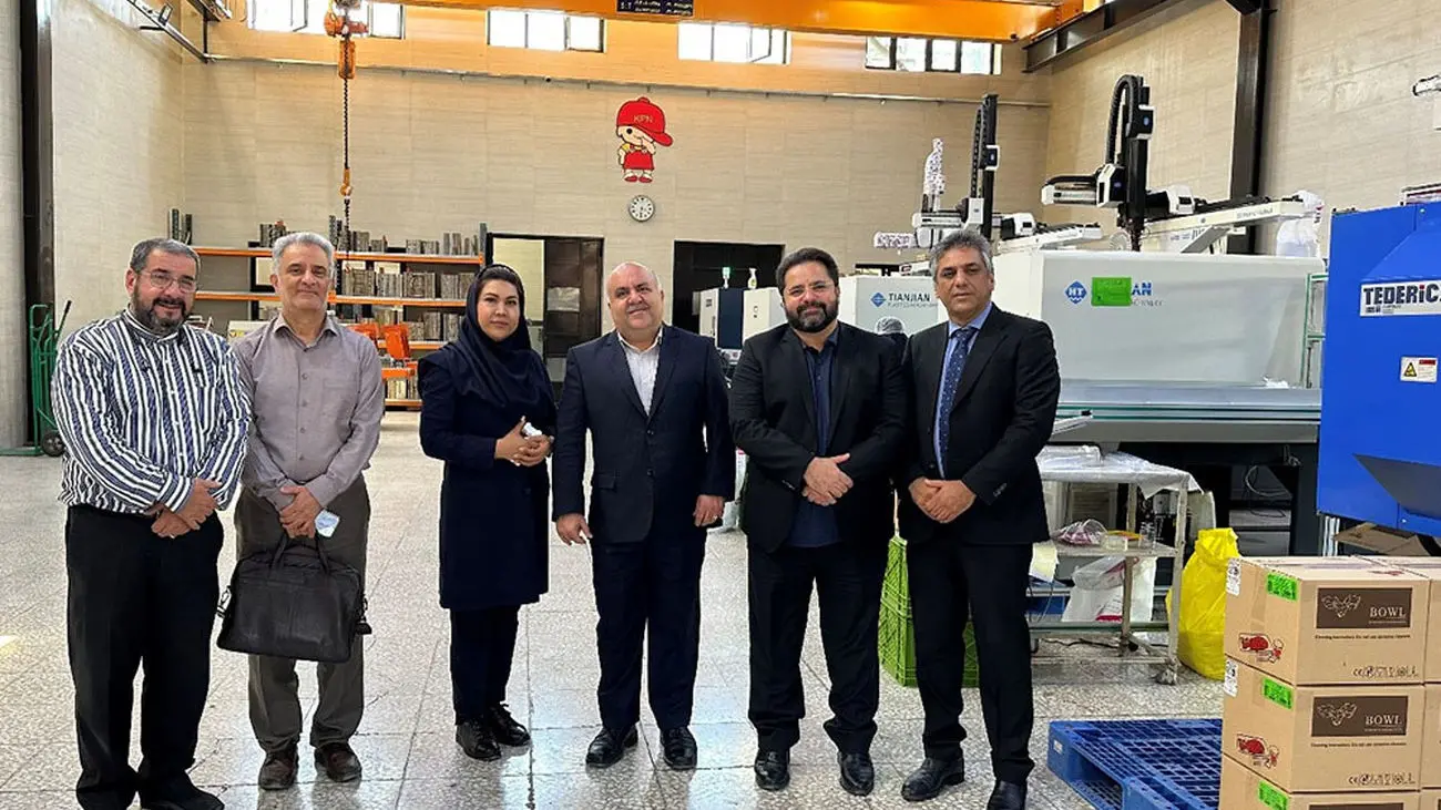 گام دیگر اتاق تهران در راستای عمل به مسئولیت اجتماعی/ بهرهبرداری از ظرفیت بخش خصوصی برای توانمندسازی مددجویان بهزیستی