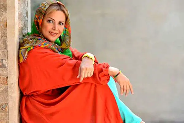 گریم تاریخی کمند امیرسلیمانی؛ تغییر چهره‌ی عجیب با استایلی قجری!