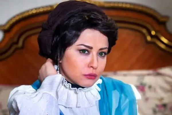 زیبایی خیره کننده مهراوه شریفی نیا در لباسی سنتی افغانستانی / ستاره ی ایرانی با لباسی اصیل !