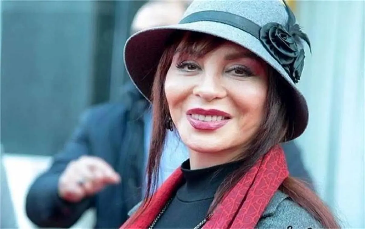 عکس باورنکردنی از بی حجابی افسانه بایگان در کنار دوست صمیمی اش / سانسور شد !