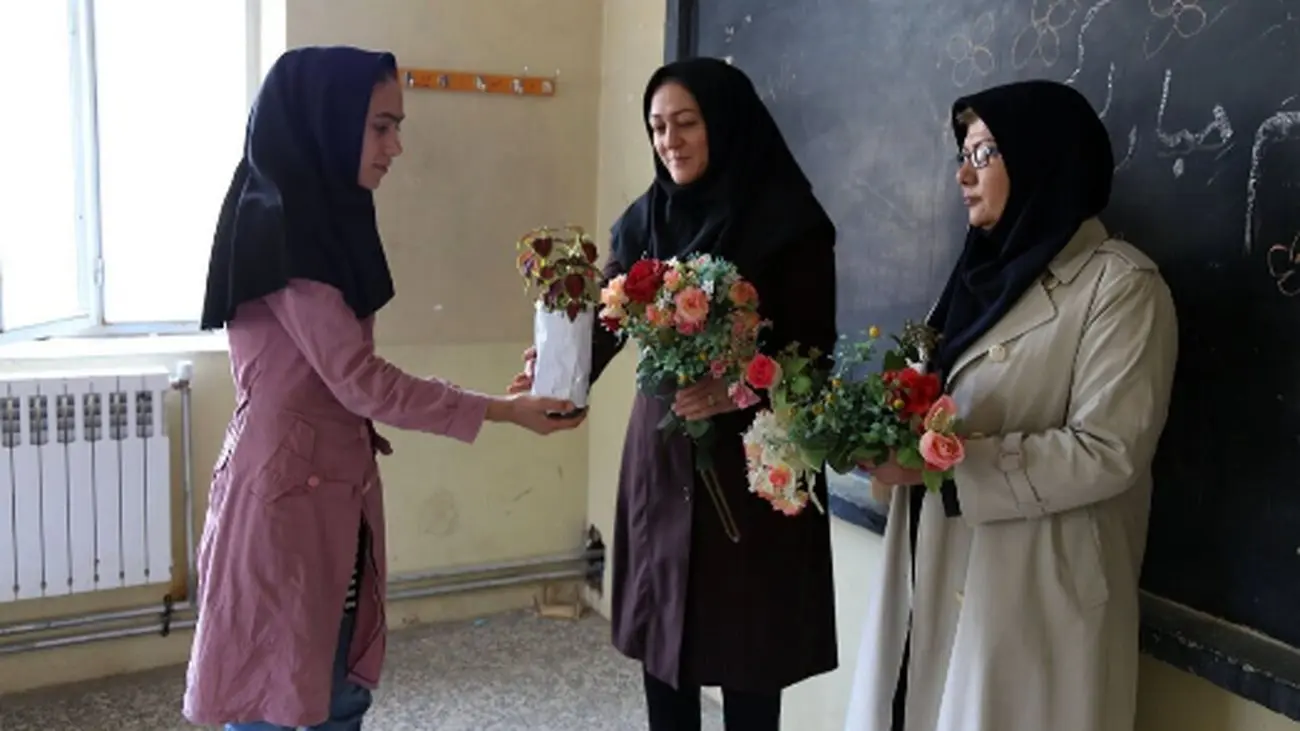 خبر خوش برای فرهنگیان/ زمان واریز فوقالعاده ویژه جدید مشخص شد
